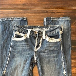 Gently used Cowgirl Tuff Sz 9 jeans